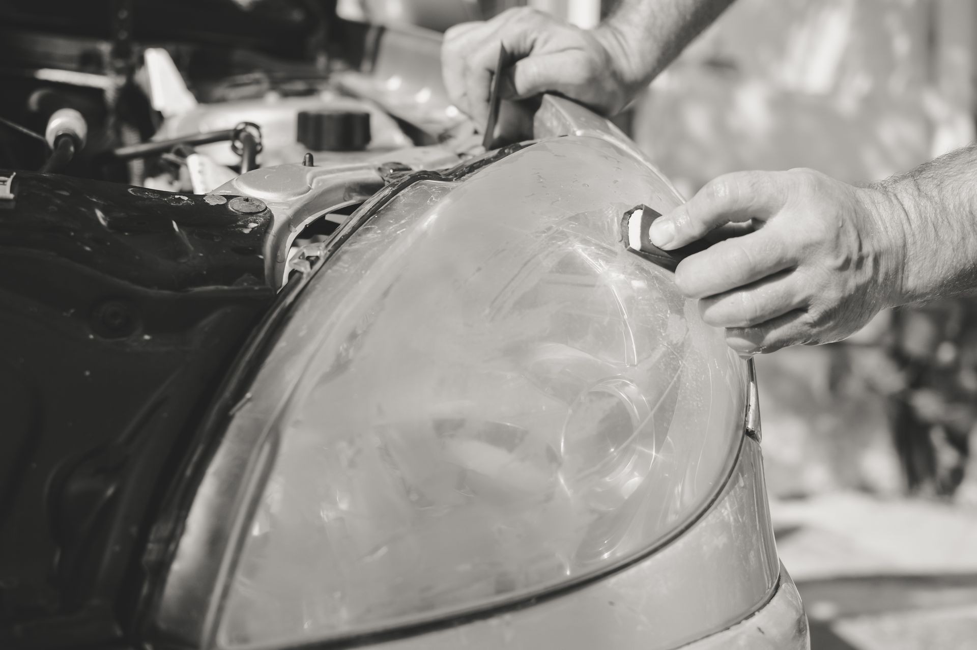 Ξεθάμπωμα & Γυάλισμα Φαναριών | Terzian Detailing - Ηλιούπολη Ξεθάμπωμα & Γυάλισμα Φαναριών | Terzian Detailing - Ηλιούπολη